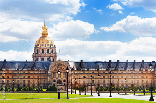 Quadro su tela Invalides building and square in Paris, France