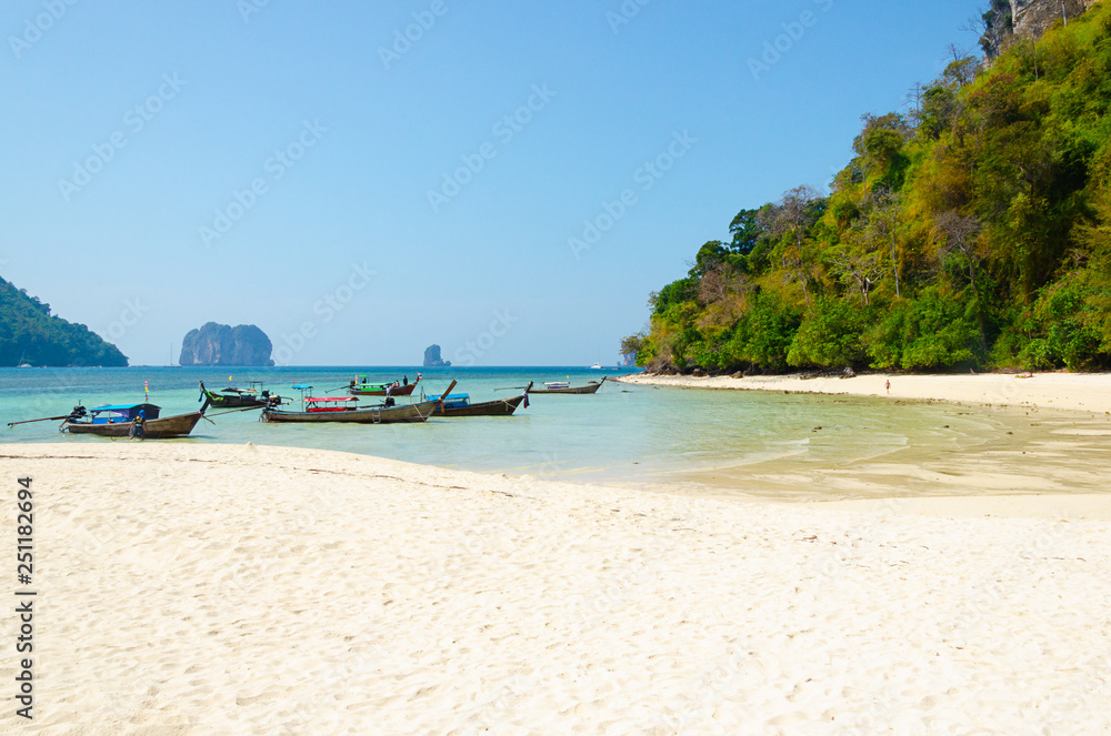 Obraz premium koh poda chicken island barche long tail