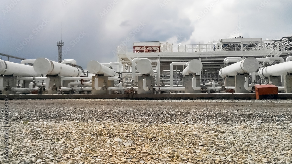 Heat exchangers for heating of oil Heat exchangers for heating of oil