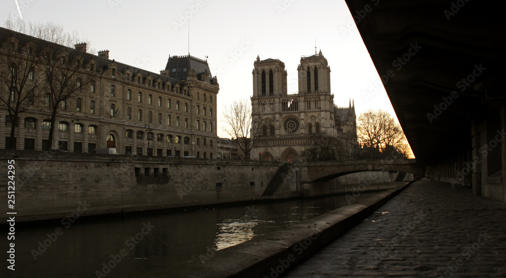 Paris - Quais de Seine