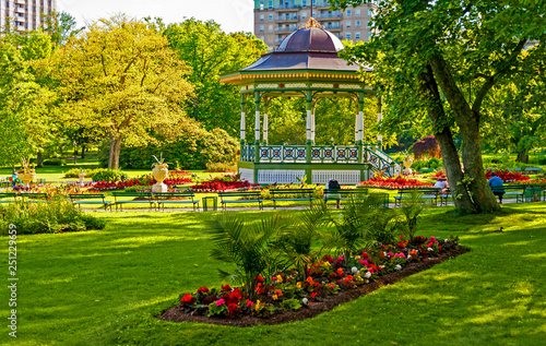 Schilderij op canvas The Halifax Public Gardens are Victorian era public gardens formally established in 1867, the year of Canadian Confederation