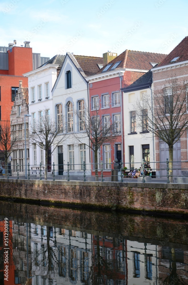 Obraz premium Mechelen: Haverwerf Dyle- Melaan (Belgia)