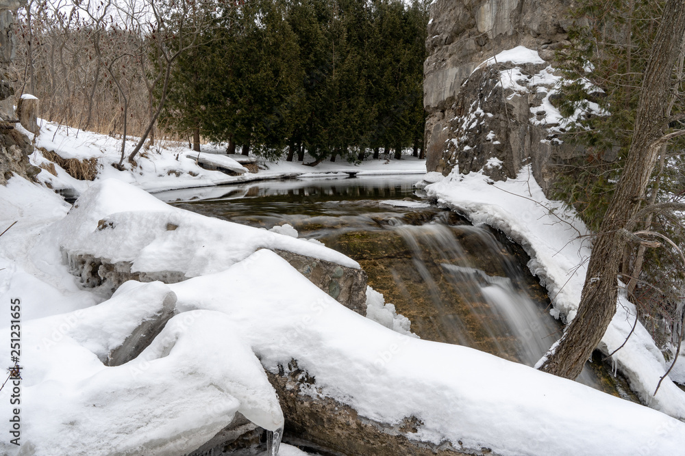 Fototapeta premium Winter waterfall river water ice 