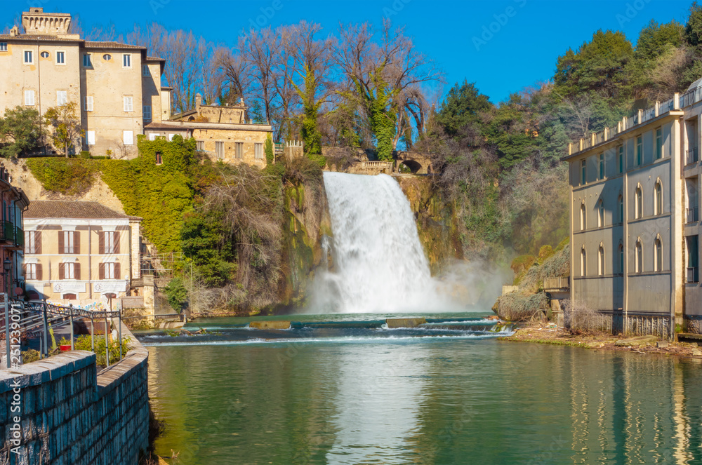 Isola del Liri (Italy) - A little medieval city in province of Frosinone, Lazio region, famous per del waterfalls in the historical center, built on a island of Liri river