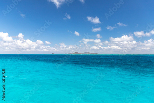 Saint Vincent and the Grenadines,  Union view © Dmitry Tonkopi