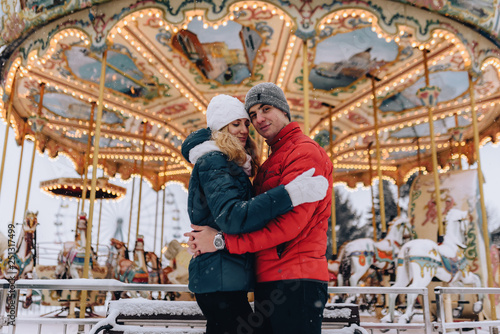 winter couple in city park