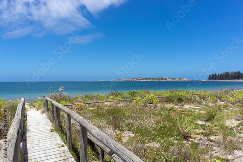 Fototapeta Naklejka Na Ścianę i Meble -  View from Hayborough Beach to Granite Island, Victor Harbor , Australia