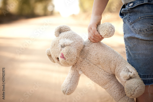 Little Girl with Ragged Teddybear and Suitcase - Poverty, Homelessness, Runaway Child