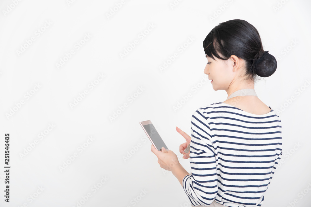エプロンの女性 エプロンの女性