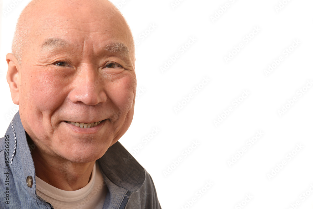 Obraz premium 笑顔のシニア