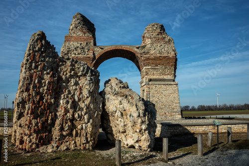 Heidentor bei Carnuntum, Österreich photo