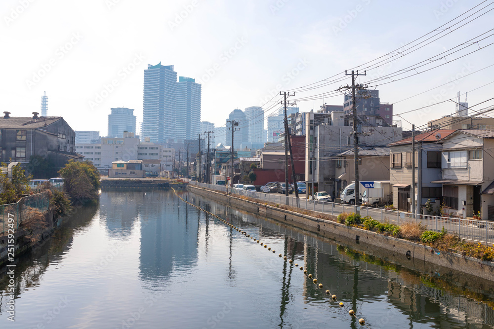 Naklejka premium 横浜の運河