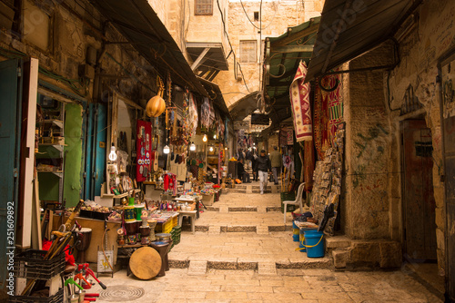 Fotografie, Obraz The Arabic suq in the historic old city of Jerusalem, Israel