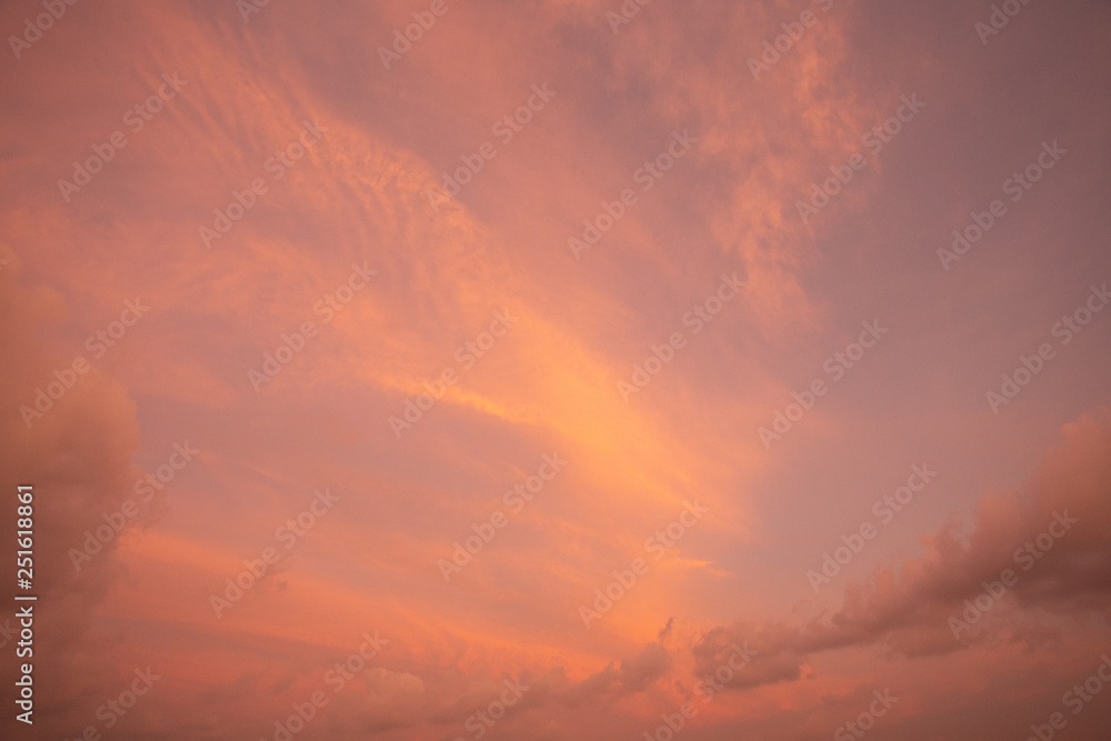 Obraz premium The light from heaven from the sky is a mystery,In twilight golden atmosphere,Modern sheet structure design,New Banner Business Web Template ,Blur the background light of the New Year 2020