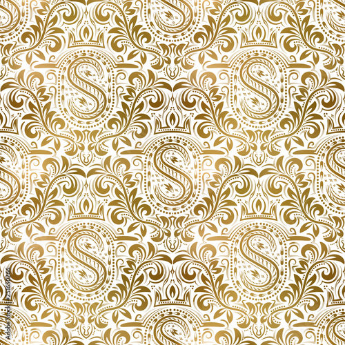 Fototapeta Naklejka Na Ścianę i Meble -  Golden white vintage seamless pattern. Gold royal classic baroque wallpaper. Victorian background ornament.