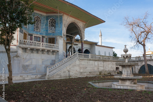 Top Capa Palace, interiors, halls, harem, library. Sight. World Heritage. Tourism.