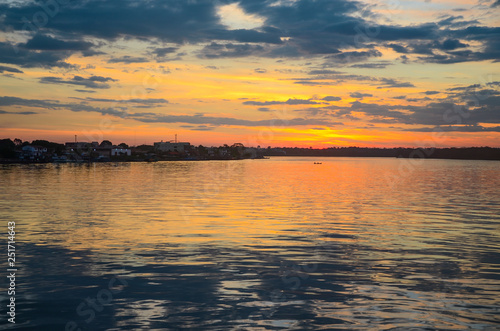 sunset over lake © Gilmar