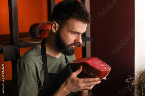 Male seller with delicious ...