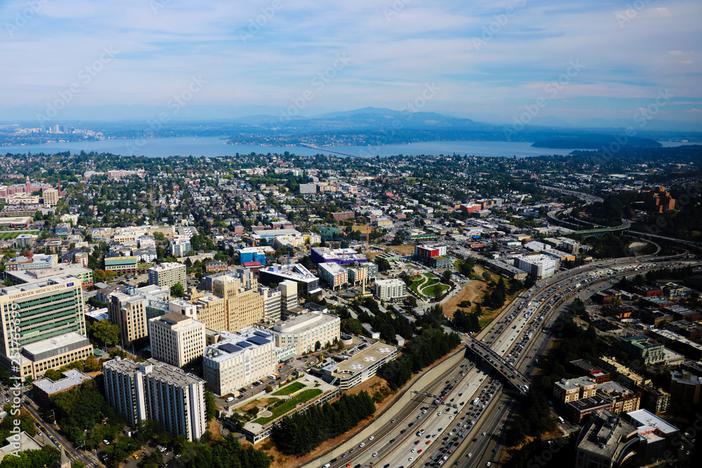 Fototapeta premium Seattle, USA, August 31, 2018: View of Seattle, Washington from Above.
