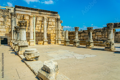 Fotografie Ruins of an ancient synagogue in Capernaum, Isarel