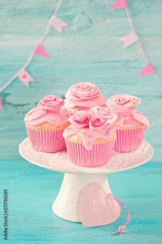 Cupcakes with pink flowers