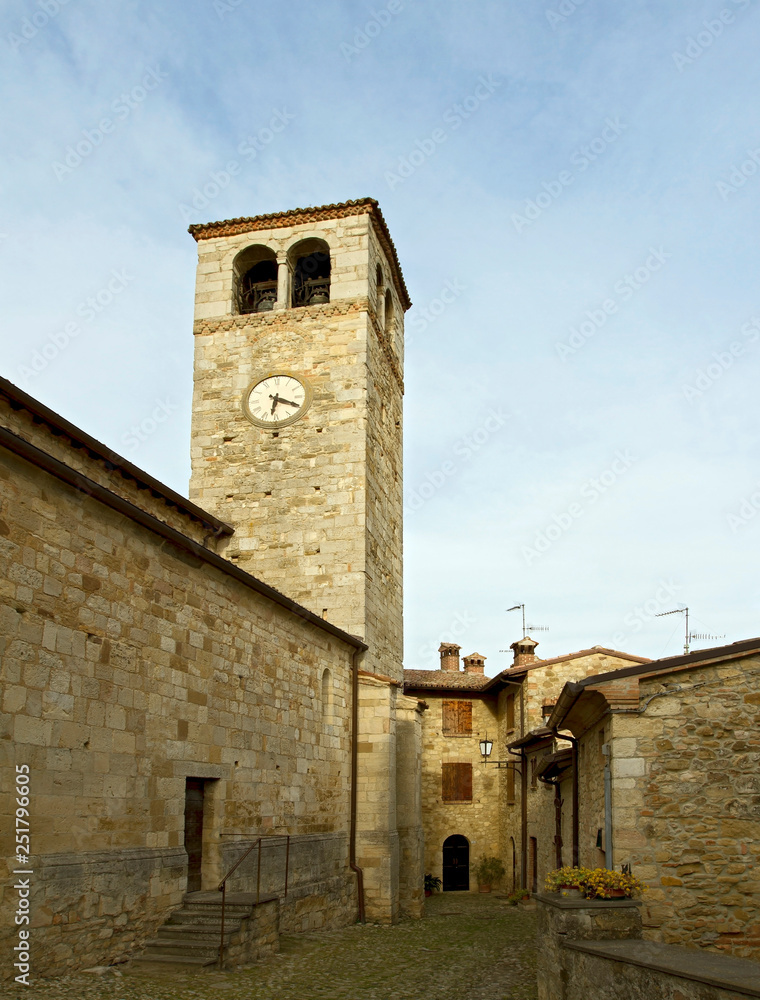 Vigoleno castle campanile