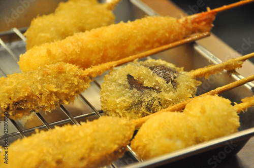 Skewers and freshly fried dishes