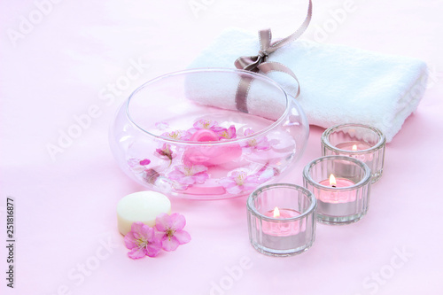 タオルと風呂ティーンぐやんドルと桜の花