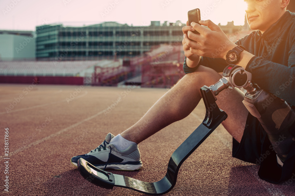 Fitness with the help of smart apps - obrazy, fototapety, plakaty 