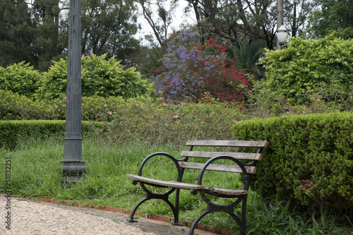 Wallpaper Mural bench in the park Torontodigital.ca