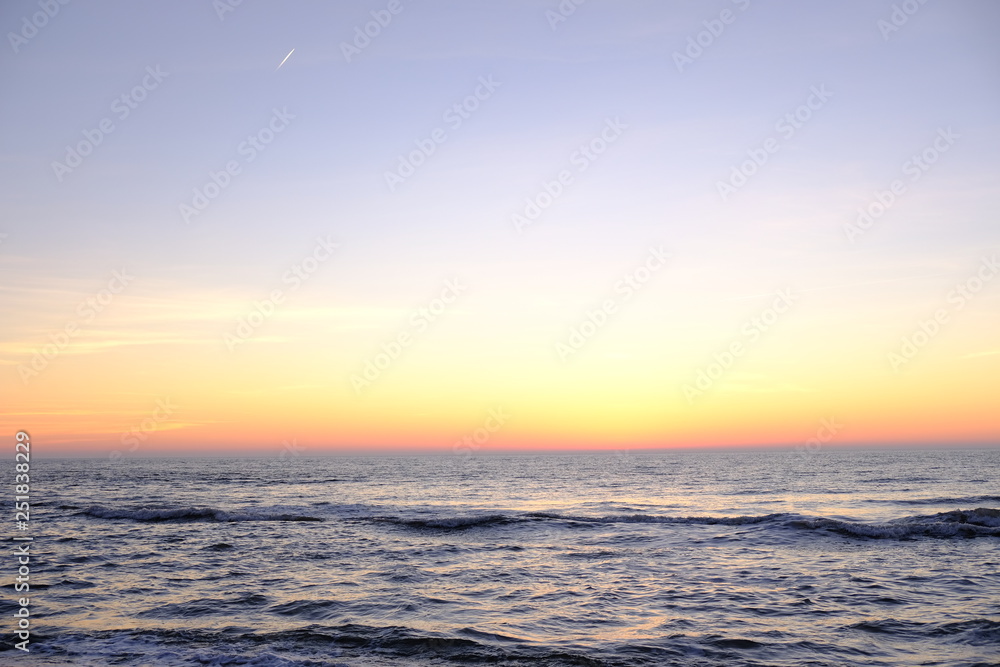 Obraz premium sunset with ocean