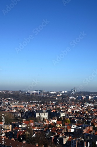 Fototapeta Naklejka Na Ścianę i Meble -  Bruxelles : Panorama sur la ville du haut de la Basilique de Koekelberg (Belgique)