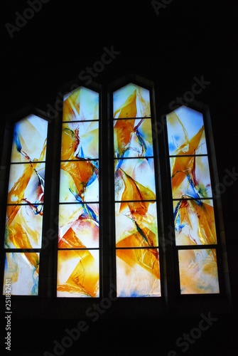 Wallpaper Mural Bruxelles : Intérieur de la Basilique de Koekelberg (Belgique) Torontodigital.ca