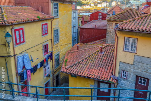 Obraz na płótnie Traditional Colorful buildings and Facades in the historical center of Porto w salonie