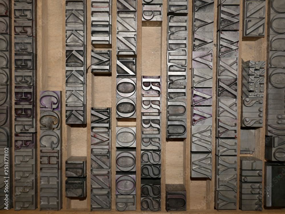Setzkasten, Buchstaben, Buchstabe, Alphabeit, Bleiletter, Lettern,  Buchdruck, Alphabeth, Druck, Druckerei, Drucken, Gutenberg, Johannes  Gutenberg Stock Photo | Adobe Stock