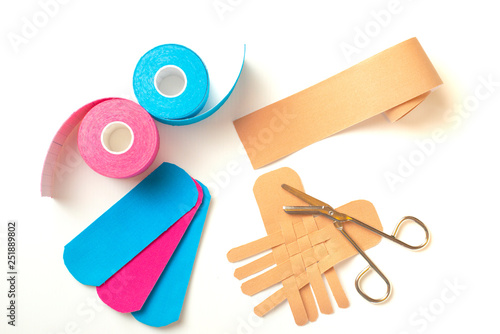 Φωτογραφία Physiotherapy and therapeutic tape for wrist pain, aches and tension