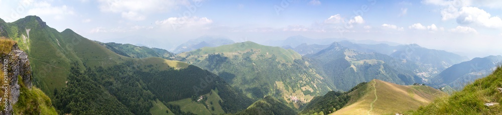 Naklejka premium Monte Generoso, Svizzera