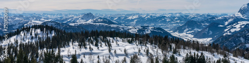 Aussicht von Waidring Steinplatte Winter Panorama