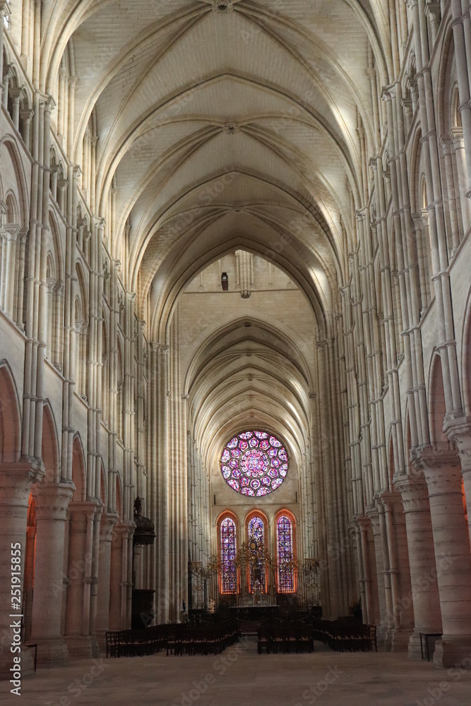 Hauts-de-France - Picardie - Aisne - Laon - Intérieur de la Cathédrale Notre-Dame