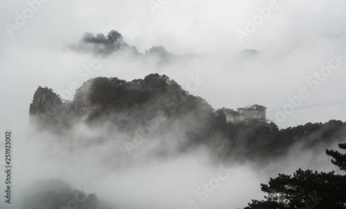 Huangshan mountain mist