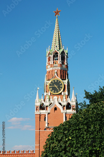 Fototapeta Naklejka Na Ścianę i Meble -  Spasskaya tower, Moscow Kremlin