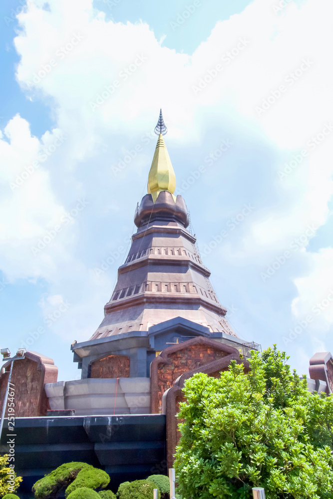 Fototapeta premium The Great Holy Relics Pagoda Nabhamethanidol or Phra Maha Dhatu Nabhamethanidol at Doi Inthanon National Park, Chiang Mai, Thailand. Landscape of Highest mountain in Thailand.