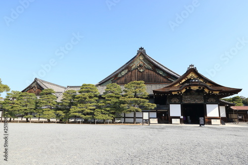 京都の元離宮二条城にある二の丸御殿です © 眞