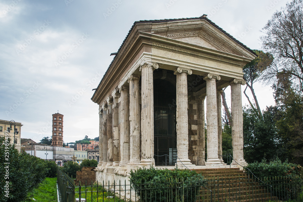 Fototapeta premium Temple of Portunus in the Forum Boarium, Rome