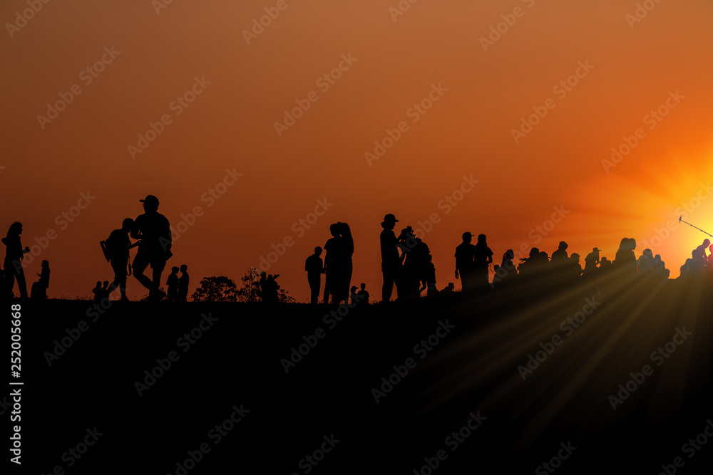 silhouettes of people taking pictures with smartphone silhouettes of people taking pictures with smartphone