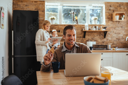 Family having online fun © bernardbodo