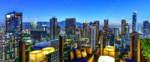Canvas Print Bangkok city view point from rooftop bar, overlooking a magnificent cityscape bl