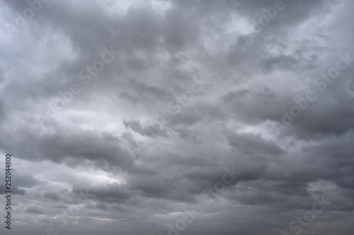 nuage ciel orage orageux sombre tempête changement climatique