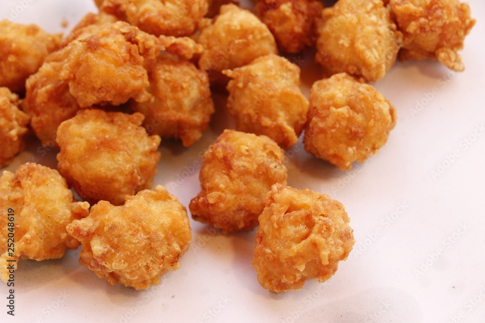 Fried chicken nuggets with sauce is delicious Fried chicken nuggets with sauce is delicious