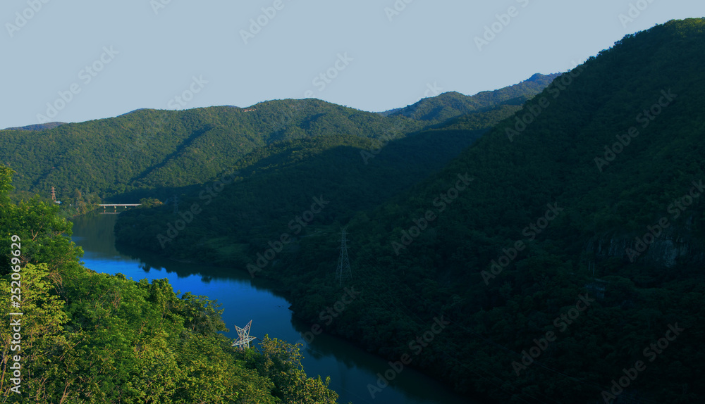 Fototapeta premium lake in the mountains